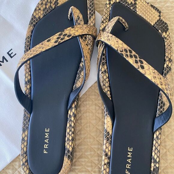 NWT FRAME Le Montauk Criss Cross Sandals, Size 39.5 Euro/9 US, Python Multi - Picture 2 of 14